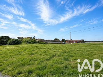 Terrain 707 m²
