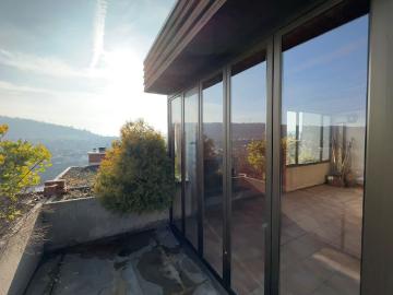 Terrassenwohnung mit Weitsicht auf den Rhein
