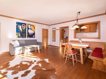 Terrassenwohnung mit alpinem Flair und Freizeitwohnsitz...