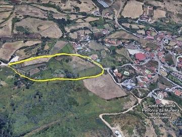 Terreno à venda em Loures