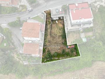Terreno à venda em Vila Nova de Famalicão