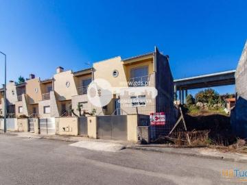 Terreno à venda no concelho de Braga, Braga | 25063631101