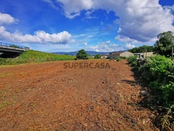 TERRENO COM 5.000 m² PARA CONSTRUÇÃO