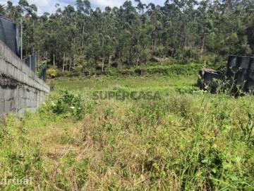 Terreno com projeto aprovado Laúndos