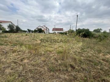 Terreno com ruína Vila Nova de Paialvo, Tomar