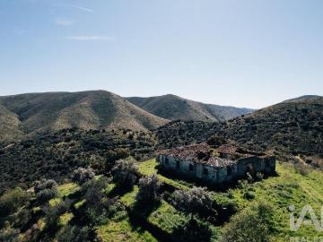 Terreno de 1720000 m2 à venda Chãs, Portugal