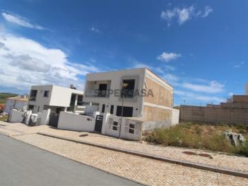 Terreno de 305 m² para Moradia Geminada Portelas, Lagos