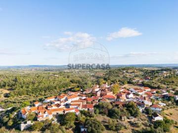 Terreno em Olaia e Paço