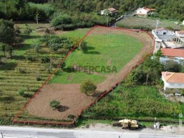 Terreno em Adoufe e Vilarinho de Samardã de 4221,00 m²
