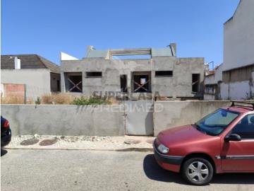 Terreno em Santa Iria de Azoia, São João da Talha e Bobadela