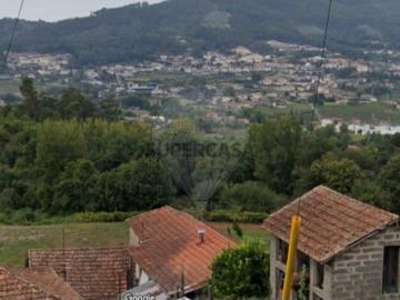 Terreno em Regilde