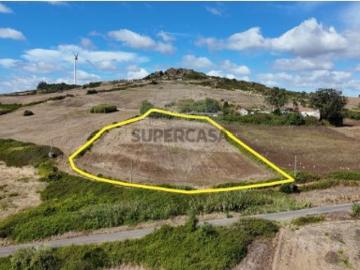 Terreno em Santo Quintino