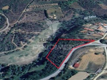 Terreno em Sé, Santa Maria e Meixedo