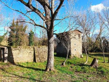 Terreno in vendita di 82600 m² in Contrada Mola Albuccio