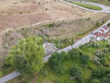 Terreno Industrial em Fragosela