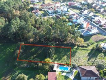 Terreno para construção de moradia unifamiliar