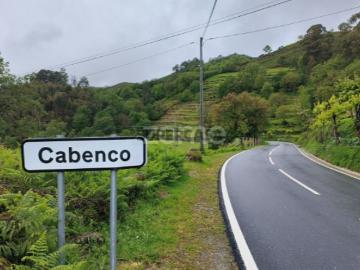 Terreno Rustico Gerês, de 10 000m2, a confrontar com Rio...