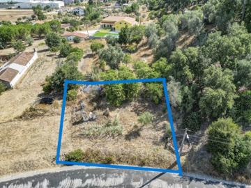 Terreno urbano na Chamusca 437,7 m²