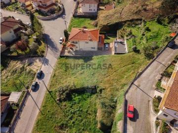 Terreno urbano para construção de moradia individual Braga