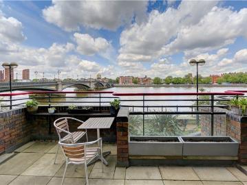 Thameswalk Apartments, 2 Hester Road, London SW11, 2 bed...