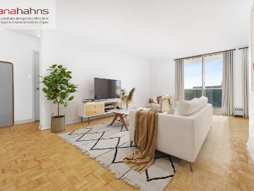The Carillon Apartments for Rent in Mississauga 2...