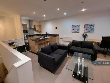 The Axis, Nottingham, NG1 2 bed flat to rent £1,500 pcm...