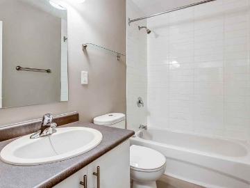 The Links Road 3 Bedroom Apartment for Rent at 24 Lord...