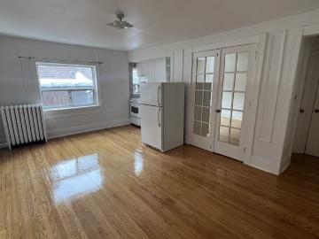 The Sheldrake Studio Apartment for Rent at 1 Homewood...