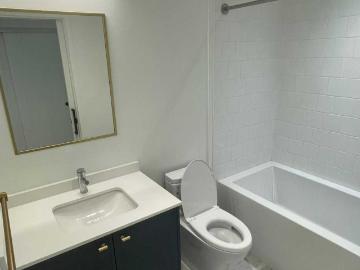 The Rothwell 1 Bedroom Apartment for Rent at 1807 Larch...