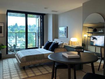 The Raven 3 Bedroom Apartment for Rent at 3709 Broadway...