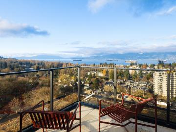 The Raven 1 Bedroom Apartment for Rent at 3709 Broadway...