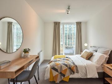 The Wullcomb, 93 Highcross Street. 1 bed flat to rent...