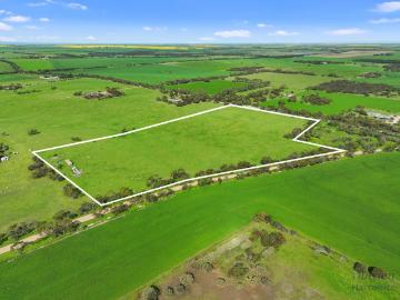 The Ultimate Country Canvas Awaits
