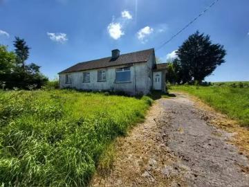 Thurles, Coalbrook, Co. Tipperary is for sale