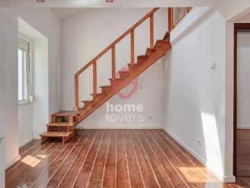 To Buy T2 + Mezanino | Lisboa | Belém 87m² Belém