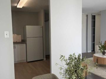 Tomken Place 2 Bedroom Apartment for Rent at 935 Dundas...