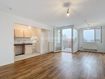 Top geschnitten, 2 Zi DG Wohnung mit offener Küche,...