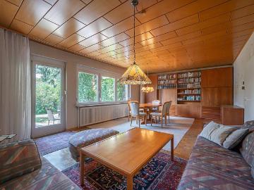 Top Grundriss Reihenhaus in Ruhelage Sanierungsbedarf