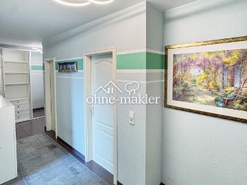 Top Lage + Balkon + Stellplatz + Keller: Großzügige 3...