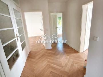 Top Lage & Erstbezug Standard: modernisierte 4 Zimmer...