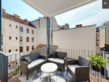 TOP SANIERTER ALTBAU | NAHE ZENTRUM | FREIFLÄCHEN |