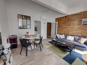 TOULOUSE CARMES LOUE AGREABLE T2 RENOVE ET MEUBLE