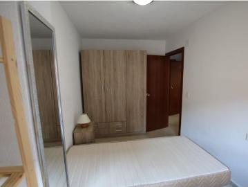 Traumatología zona. Piso amueblado. 4 dormitorios.2...