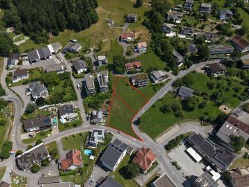 Traumgrundstück am Dorfplatz in Schwarzach