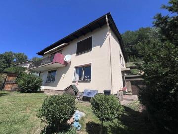 schönes, sauberes Wohnhaus mit traumhaftem Ausblick