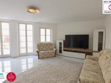 Traumhafte 4 Zimmer Gartenwohnung top saniert & sofort...