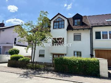 Exklusive Dachgeschosswohnung – 2 Balkone 2 Bäder