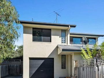 Trendy 3 Bedroom Townhouse
