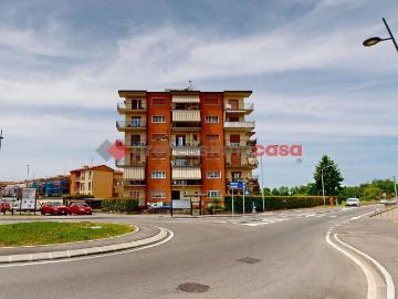 Trilocale con box doppio a Gessate