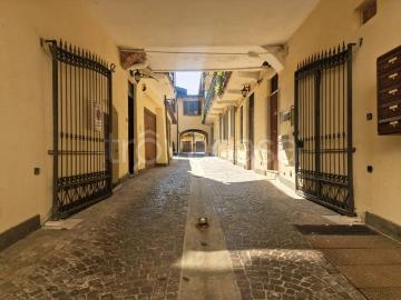 Trilocale in vendita a Vigevano via Griona, 19